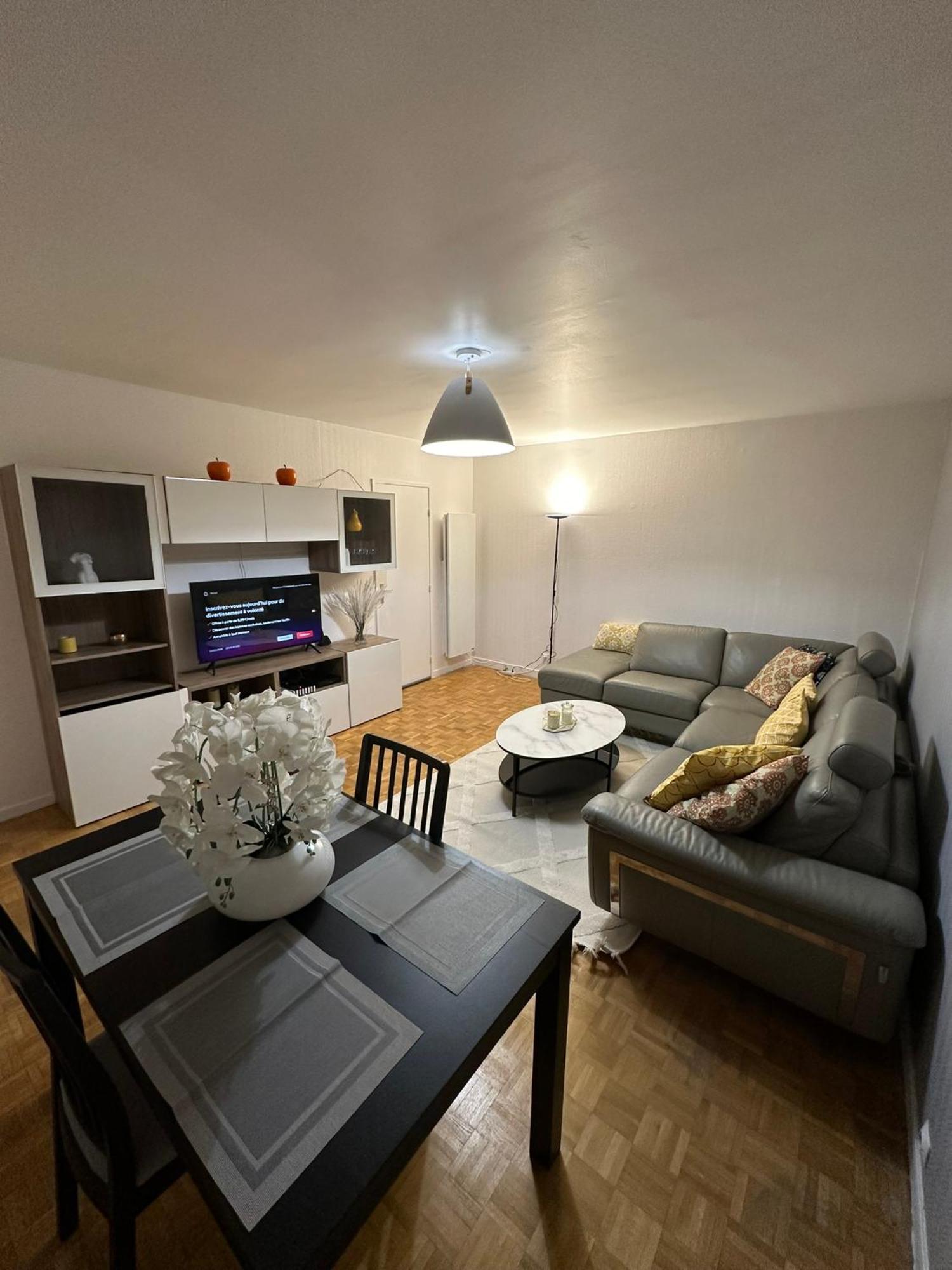 Appartement En Residence- كليشي المظهر الخارجي الصورة